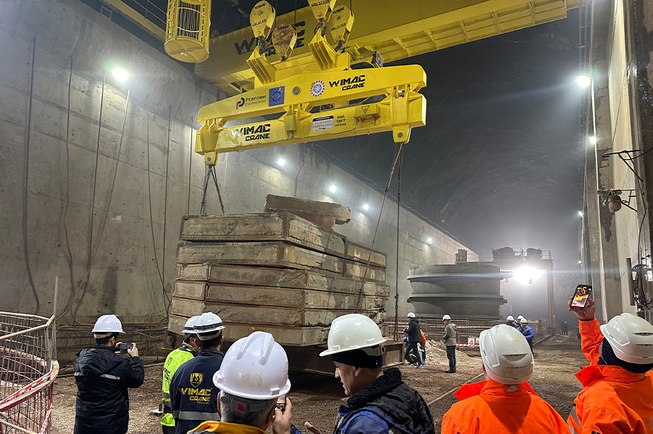 الرافعات الصناعية الخاصة