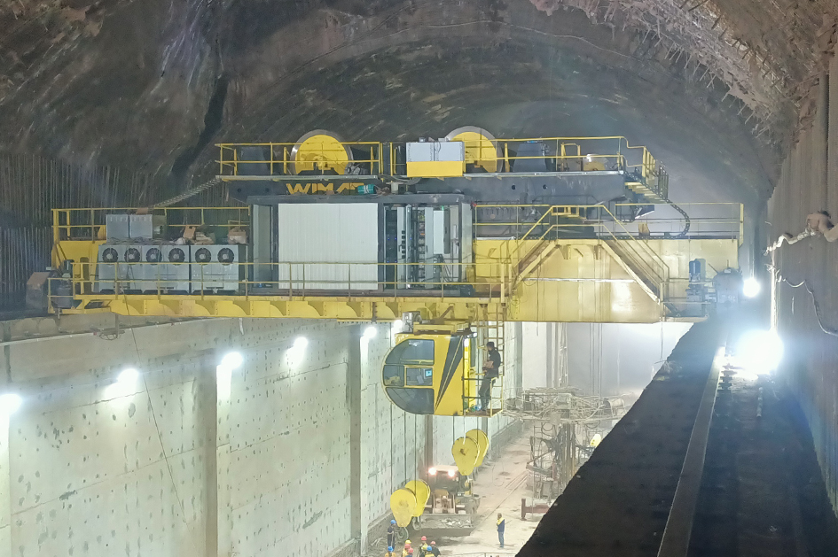 الرافعات الصناعية الخاصة